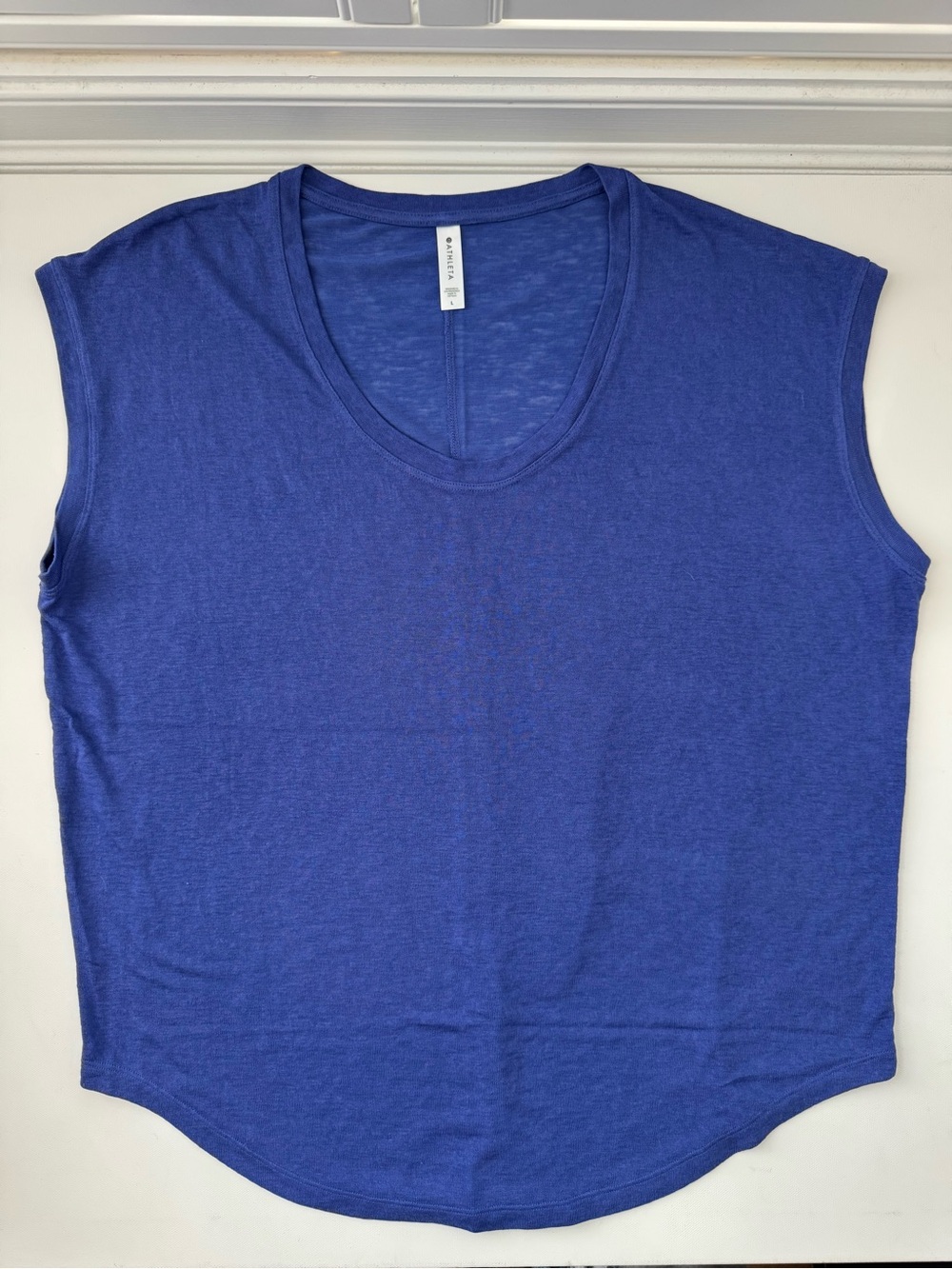 Athleta Women’s Blue V-Neck Sleeveless Relaxed Top Size Large L